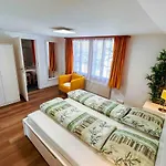 Cozy - Stunning Views