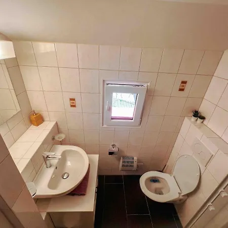 Cozy - Stunning Views Apartment