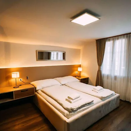 Cozy - Stunning Views